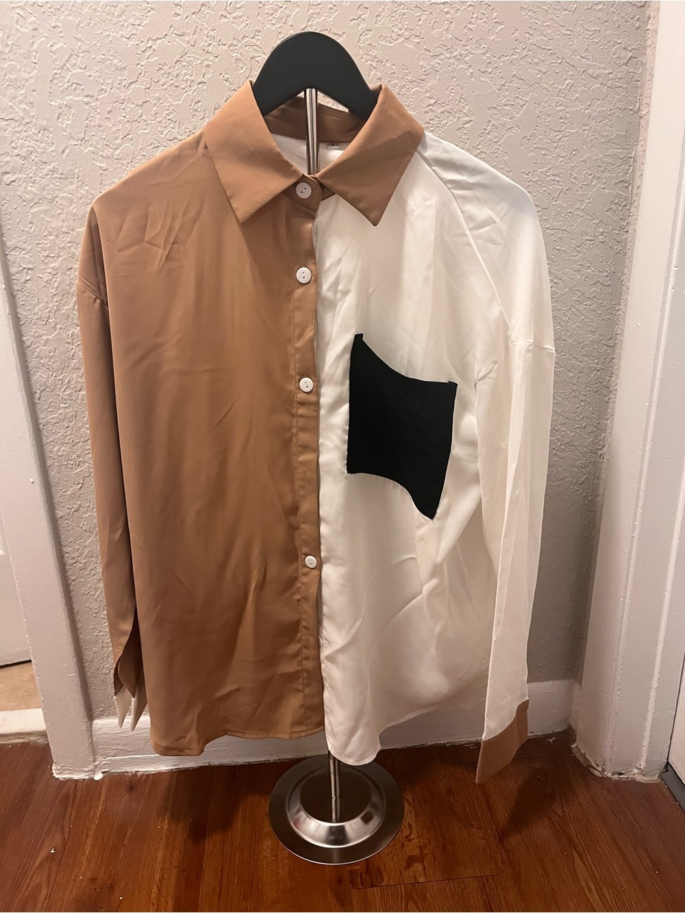 Two-Tone Brown and White Women’s Button-Up Shirt with Black Pocket